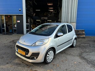 Peugeot 107 1.0 Urban Light Accent (bj 2014)