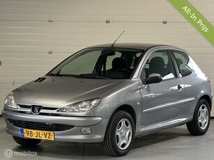 Peugeot 206 1.4 GentryGERESERVEERD