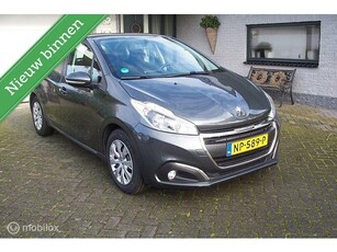 Peugeot 208 1.2 PureTech Blue Lease Executive Airco Cruise!