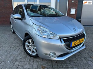 Peugeot 208 1.2 VTi Allure / Cruise / Airco / LM /