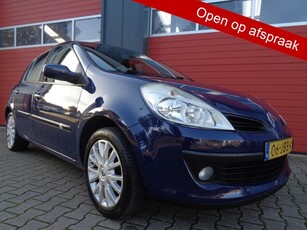 Renault Clio 1.2-16V Collection Airco LMV 5DRS Trekhaak