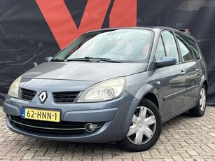 Renault Grand Scénic 2.0-16V Business Line 7p. Radio CD