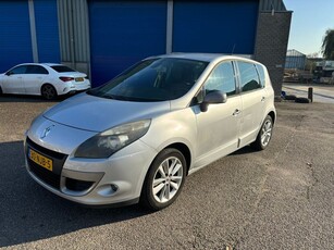 Renault Scénic 1.6 Celsium. Rechts Achter Lichte schade!