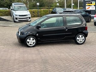 Renault Twingo 1.2-16V Emotion,bj.2007,kleur:zwart,1e