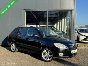 Skoda Fabia Combi 1.6-16V Dynamic / Sport / Camera / Xenon /