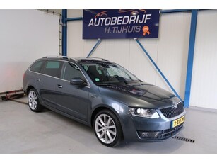 Skoda Octavia Combi 2.0 TDI Elegance Businessline Automaat