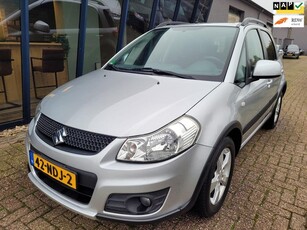 Suzuki SX4 1.6 Exclusive CLIMA / NAVI / TREKHAAK