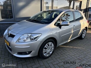 Toyota Auris 1.3i Aspiration Navi ECC Bl.tooth PDC 5drs