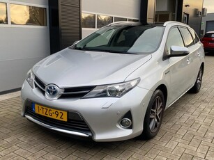 Toyota Auris Touring Sports 1.8 Hybrid Pano.dak