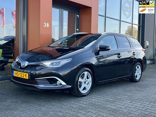 Toyota Auris Touring Sports 1.8 HybridPanodakCamNaviPDC