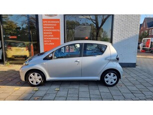 Toyota Aygo 1.0-12V Comfort ZEER MOOIE AUTO APK 16-11-2025