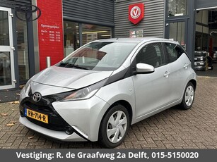 Toyota Aygo 1.0 VVT-i X-Fun Airco Bluetooth