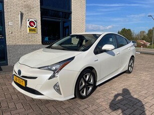 Toyota Prius 1.8 Dynamic- Camera- PDC-Navigatie