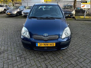 Toyota Yaris 1.0 VVT-i Idols, * Nw koppeling* apk* koopje