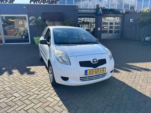 Toyota Yaris 1.0 VVTi + (bj 2008)