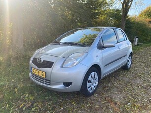 Toyota Yaris 1.3 VVTi Sol