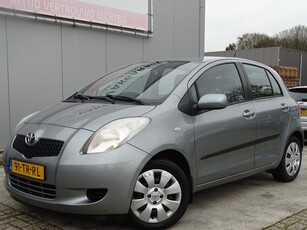 Toyota Yaris 1.3 VVTi Sol Airco, Trekhaak, 5 DRS, NAP!