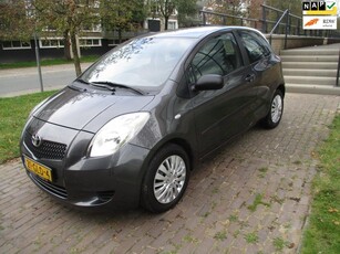 Toyota Yaris 1.3 VVTi Terra 1E EIGENAARS AUTO (RDW