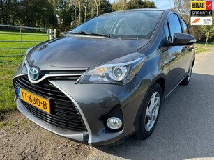 Toyota Yaris 1.5 Hybrid Lease Limited dealer onderhouden