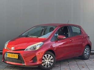 Toyota Yaris BWJ 2012 1.5 Full Hybrid Aspiration AUTOMAAT /