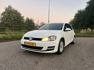 Volkswagen Golf 1.2 TSI Easyline (bj 2014)