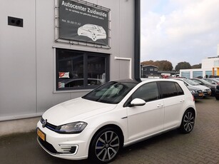 Volkswagen Golf 1.4 TSI GTE leer clima navi pano dak led