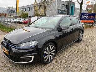 Volkswagen Golf 1.4 TSI GTE - PANORAMA - LEDER - CAMERA !