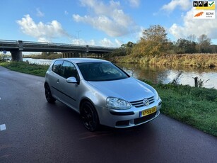 Volkswagen Golf 1.6 FSI Trendline BusinessAutomaatAirco