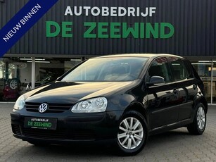 Volkswagen Golf 1.6 FSI TrendlineCruis controle