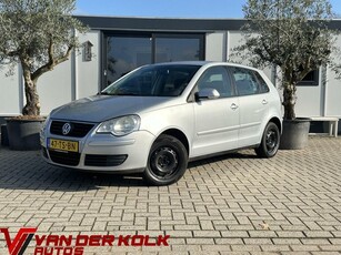 Volkswagen Polo 1.2 Comfortline 5 Deurs Airco CarPlay APK