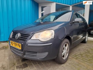 Volkswagen Polo 1.4-16V Turijn