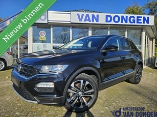 Volkswagen T-Roc 1.0 TSI Style Navigatie / Carplay / Clima