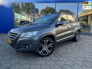 Volkswagen Tiguan 1.4 TSI Sport&Style Navi - PDC - LMV