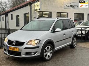 Volkswagen TOURAN 1.4 TSI Cross 7 persoons!