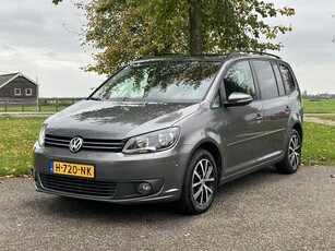 Volkswagen Touran 1.4 TSI Trendline 7p. 7 persoons * Pano *