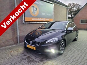 Volvo V40 2.0 D4 Summum Business R-Design (bj 2014)