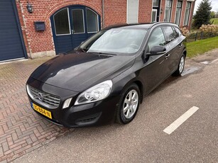 Volvo V60 1.6 DRIVe Kinetic apk t/m 11-03-2025