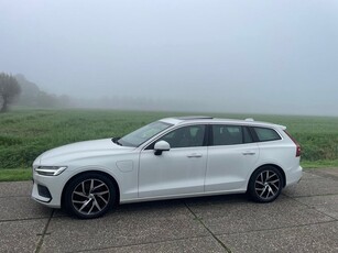 Volvo V60 2.0 T6 Recharge AWD, Leer, Panoramadak, Trekhaak