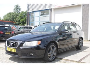 Volvo V70 2.0 / Airco / CruiseControl / Parkeersensoren /