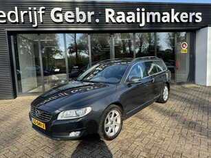 Volvo V70 2.0 D3 Classic Edition *Navigatie*ECC*Schuifdak*