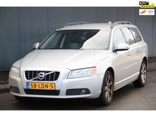 Volvo V70 2.4D Momentum Navigatie/Leer/Parkeersensor