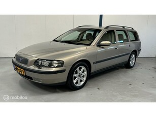 Volvo V70 2.5 T Comfort Line YOUNGTIMER