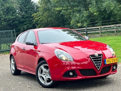 Alfa Romeo Giulietta Benzine