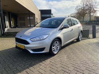 Ford Focus Benzine