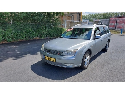 Ford Mondeo Benzine