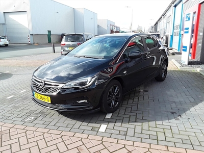 Opel Astra Benzine