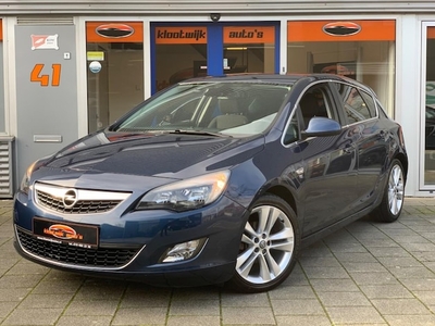 Opel Astra Benzine