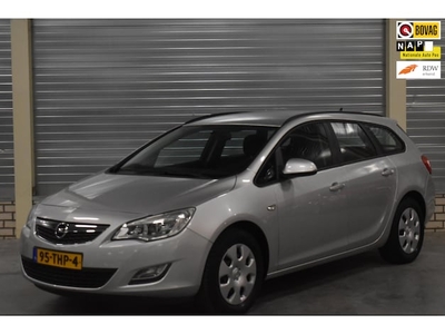 Opel Astra Benzine