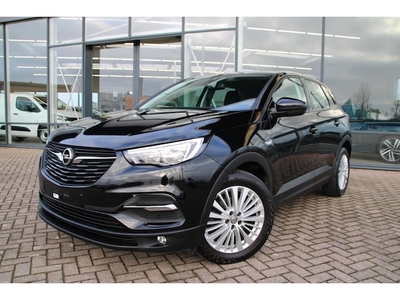 Opel Grandland Benzine