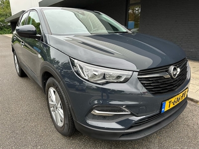 Opel Grandland Benzine